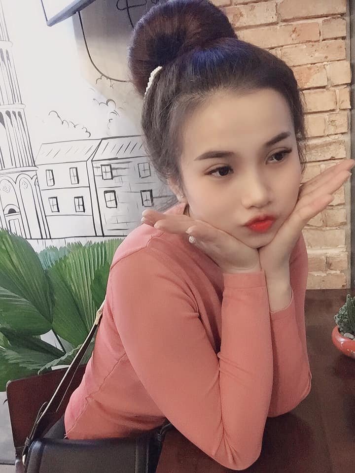 Gái Đẹp Tóc Dài Mặc Bikini Tổng Hợp Những Gương Mặt Nổi Bật, Phong Cách Trẻ Trung Và Vẻ Đẹp Tự Nhiên